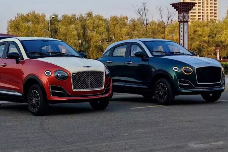 Nhưng với mức giá bán chỉ vài chục triệu đồng, đây là cách đầy hài hước và kỳ quặc để “lượn phố”. Câu hỏi đặt ra là: bạn sẽ chọn nó hay một chiếc xe máy? Nếu câu trả lời là chiếc xe nhái này, thì rõ ràng nó đã làm đúng điều mà nó được sinh ra để thu hút sự chú ý.