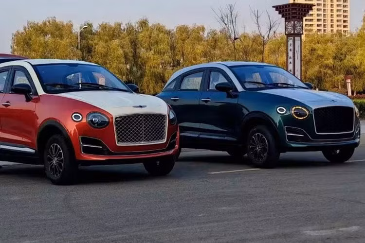 Nhưng với mức giá bán chỉ vài chục triệu đồng, đây là cách đầy hài hước và kỳ quặc để “lượn phố”. Câu hỏi đặt ra là: bạn sẽ chọn nó hay một chiếc xe máy? Nếu câu trả lời là chiếc xe nhái này, thì rõ ràng nó đã làm đúng điều mà nó được sinh ra để thu hút sự chú ý.