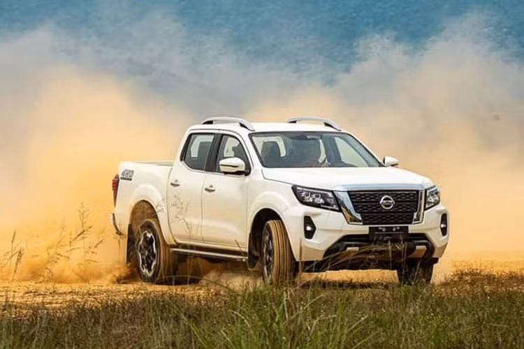 Nissan đã xác nhận khai tử mẫu xe bán tải Nissan Navara D23 trên toàn châu Âu từ cuối năm nay. Hãng cũng sẽ dừng sản xuất dòng xe này tại Lục địa già khi nhà máy ở Barcelona (Tây Ban Nha) đóng cửa vào tháng 12 và việc bán mẫu xe này sẽ kết thúc trong năm 2022.