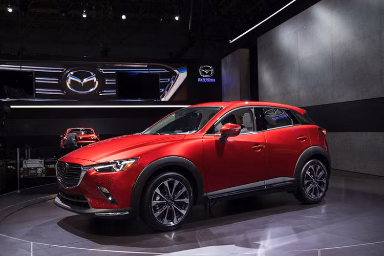Đối với lý do Mazda CX-3 dừng sản xuất, việc dòng SUV này bị "khai tử" ở Mỹ đã được dự đoán trước khi đã có Mazda CX-30 2021 thay thế ở phân khúc xe gầm cao đô thị. Dù vậy, ở một vài thị trường Mazda hiện vẫn bán song song cả CX-3 và CX30, đơn cử có Thái Lan hay mới đây nhất là Việt Nam.