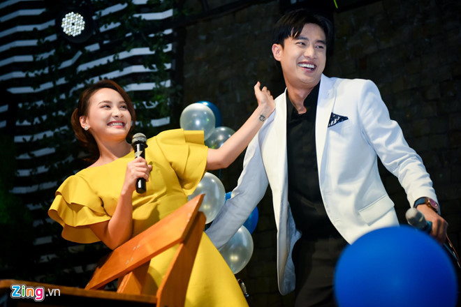 Bắt đầu lên sóng từ đầu tháng 4, phim truyền hình " Về nhà đi con" được đông đảo khán giả Việt Nam đón nhận. Trước khi "Về nhà đi con" khép lại, cùng điểm qua những mẫu xe của dàn diễn viên bộ phim này.