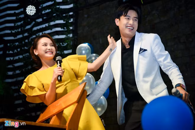 Bắt đầu lên sóng từ đầu tháng 4, phim truyền hình " Về nhà đi con" được đông đảo khán giả Việt Nam đón nhận. Trước khi "Về nhà đi con" khép lại, cùng điểm qua những mẫu xe của dàn diễn viên bộ phim này.