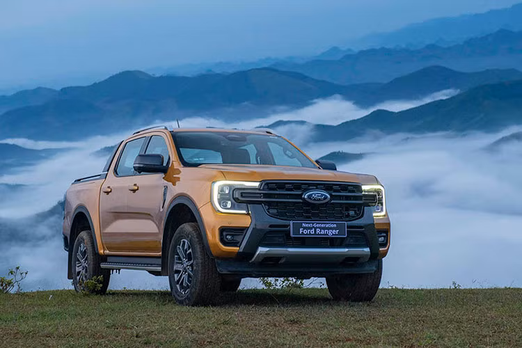 Doanh so ban xe Ford Viet Nam cao ky luc trong 2 thang lien tiep