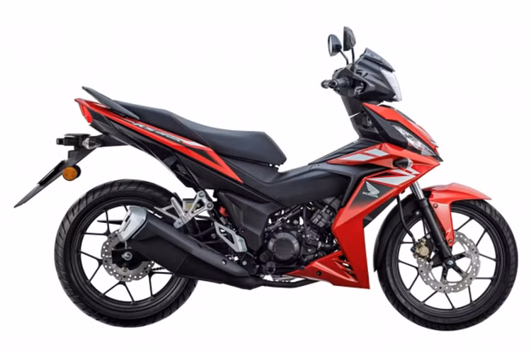 Tuy nhiên, Honda vẫn đang kinh doanh mẫu xe này tại Malaysia với tên gọi Honda RS150R song song cùng với mẫu Honda RS160R (Winner X tại Việt Nam). Mới đây hãng xe Nhật Bản cũng vừa công bố phiên bản 2022 với nâng cấp màu sắc và tem xe cho Honda RS150R 2022 mới tại Malaysia. 