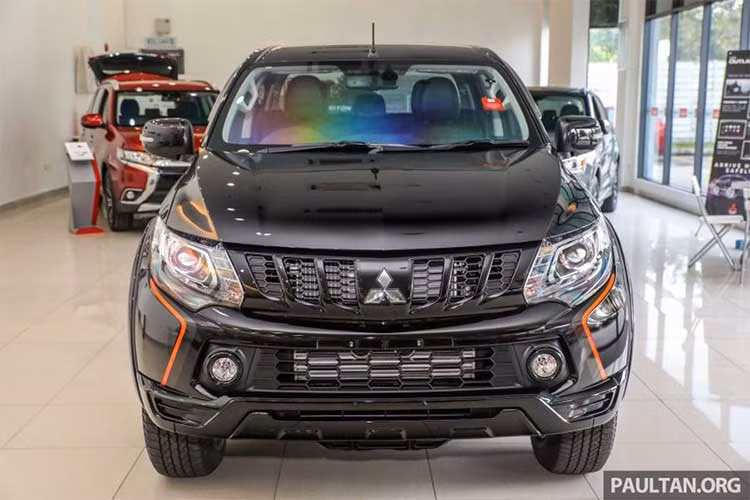 Mẫu xe Triton Athlete đã được Mitsubishi giới thiệu và bán ra tại thị trường Malaysia với giá bán 36.990 USD (tương đương 635 triệu đồng).