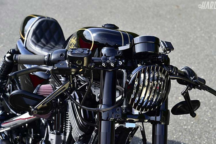 Mới đây, một bản độ dành riêng cho mẫu xe này đã dành chiến thắng trong một cuộc thi độ xe được tổ chức tại Nhật Bản mang tên "Battle of the Kings" tạm dịch là "Cuộc chiến của các nhà vua".