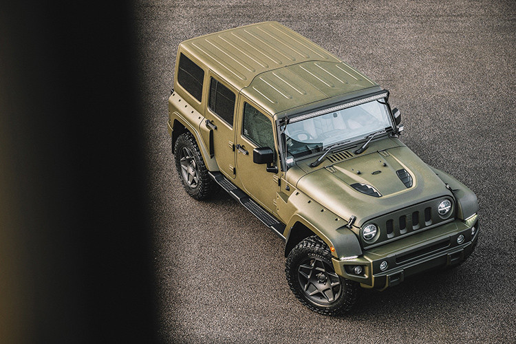 Hiện tại, giá xe Jeep Wrangler Black Hawk Expedition đang được chào bán tại Anh ở khoảng 93.582 USD, cao hơn rất nhiều so với một chiếc Wrangler nguyên bản chỉ gần 28.000 USD.