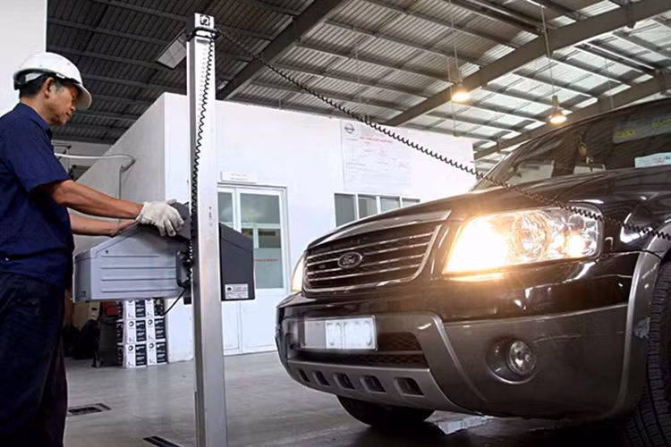 Hang nghin oto khong duoc dang kiem vi chua nop phat