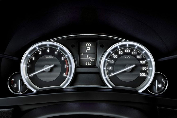 Suzuki Ciaz bat ngo ngung ban tai thi truong Philippines-Hinh-2