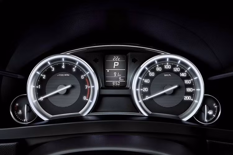 Suzuki Ciaz bat ngo ngung ban tai thi truong Philippines-Hinh-2