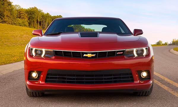 Chevy giam gia Camaro Z/28 de don tan binh Camaro 2016