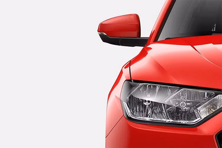 Với phiên bản này, người dùng sẽ có được một chiếc xe mang kiều dáng dáng của A1 nhưng khó có được sự "xa hoa" mà dòng xe sang nhà Audi này mang lại. Lý do là vì hãng đã cắt khá nhiều trang bị trên xe.