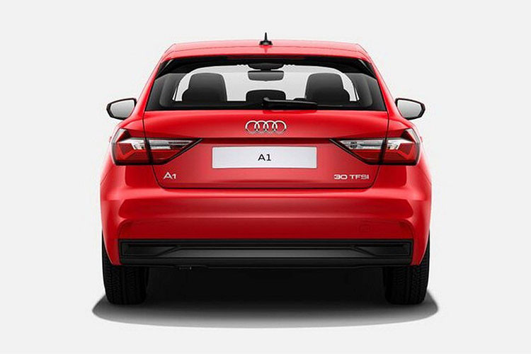 Ở ngoại hình, Audi A1 tuy vẫn giữ thiết kế nguyên bản nhưng phần đầu xe được thay thế bằng nhiều chi tiết nhựa đen. Bộ mâm phong cách đã được thay bằng bộ mâm thép đa chấu đơn giản. Cặp đèn pha của xe giống như được vay mượn từ các dòng xe bình dân Volkswagen "anh em".