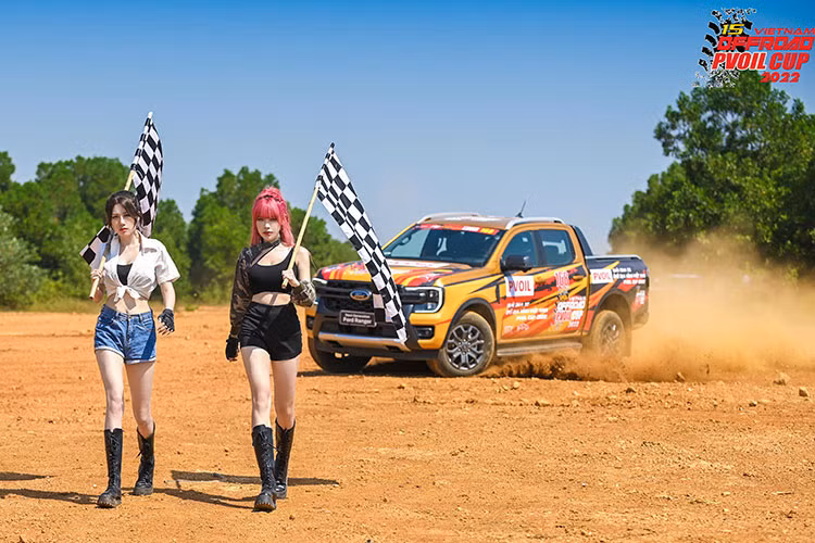 PVOIL VOC 2023​​​​​​​ - Giai dua oto dia hinh quy mo nhat Viet Nam khoi dong-Hinh-6