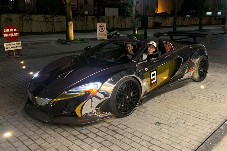 Với sự góp mặt của chiếc siêu xe McLaren 650S Spider thuộc sở hữu Dương Kon, hành trình Car Passion 2019 đã có đến 2 chiếc xe độ của hãng Liberty Walk. Siêu xe còn lại là Lamborghini Aventador Limited Edition 50 chỉ có 20 chiếc trên thế giới và thuộc sở hữu của doanh nhân Vũng Tàu.