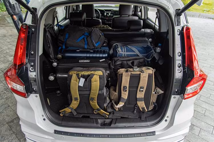 Suzuki Hybrid Ertiga - xu huong “sinh loi” hieu qua cho nganh dich vu-Hinh-3