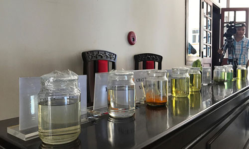 Nhung nguy hai cho dong co oto khi do nham xang gia-Hinh-3