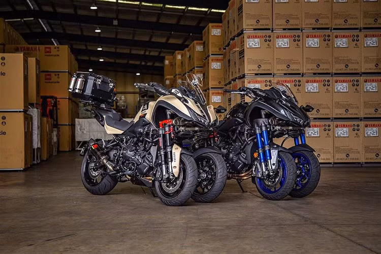 Áp suất của turbo được kiểm soát thông qua một đồng hồ nhỏ của Aeroflow nằm gọn phía trên ghi-đông của chiếc xe. Với tăng áp nhỏ và áp suất thấp, hệ thống tăng áp này có thể giúp Niken Turbo đạt thêm khoảng 33 mã lực. Xét tới việc cỗ máy 849cc DOHC nguyên bản chia sẻ với Yamaha MT-09 của Niken có công suất 115 mã lực, hệ thống này sẽ giúp cho bản độ của Trooper Lu's Garage đạt khoảng 150 mã lực.