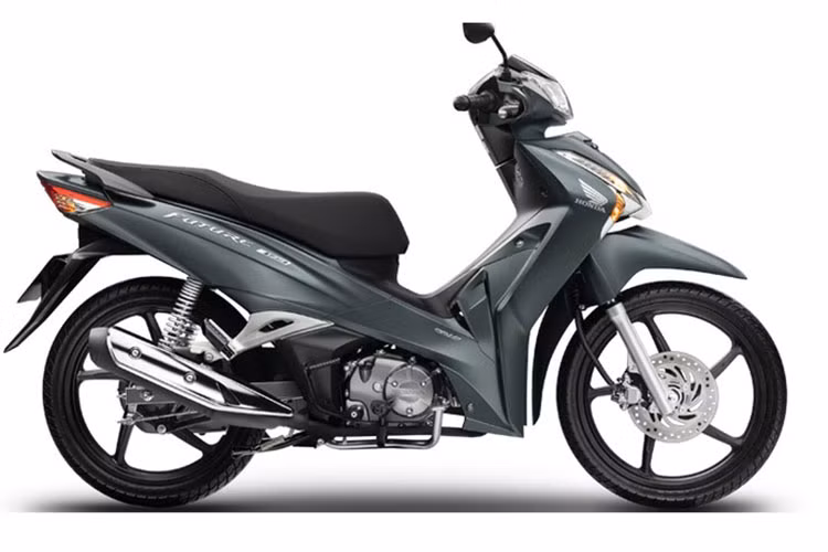 Vì vậy mà đến ngày nay mẫu xe này vẫn được sản xuất và liên tục có các phiên bản mới được tung ra thị trường. Hôm nay, 29/10/2021, Honda Việt Nam vừa chính thức ra mắt phiên bản mới cho Honda Future 125 FI 2021 mới cho khách hàng Việt.