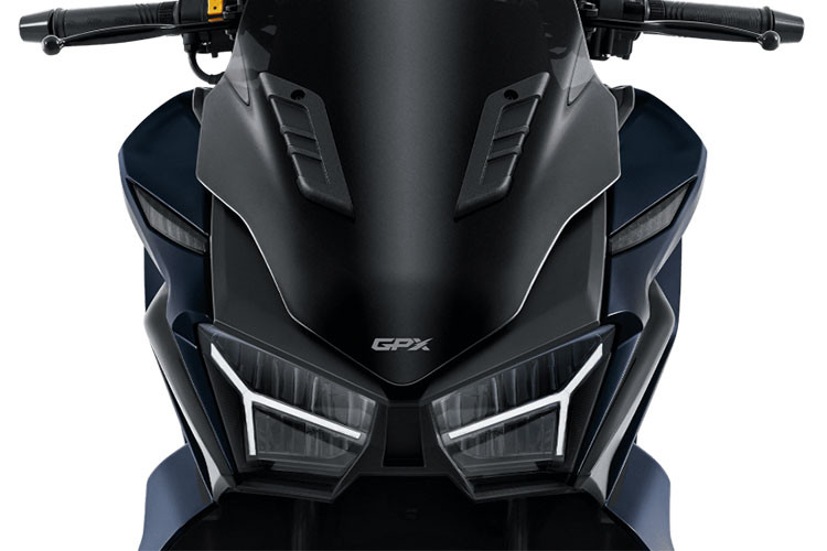 Theo các hình ảnh thông tin đã đăng tải trước đó, mẫu xe ga SYM Jet X 150 thế hệ mới này sẽ mang thiết kế thể thao, hầm hố và hiện đại.