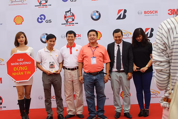 Sự kiện cũng kêu gọi cộng đồng hưởng ứng thông điệp toàn cầu của Liên Hiệp Quốc “Không nhắn tin khi lái xe” nhằm xây dựng môi trường giao thông tại Việt Nam an toàn và văn minh hơn.