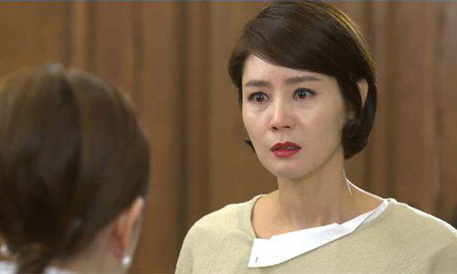 Gia đình tôi lâm vào lao đao kể từ khi em chồng lên ở cùng. (Ảnh minh họa)