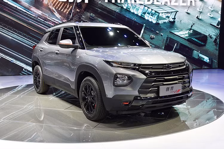 Crossover/SUV hiện là phân khúc tăng trưởng mạnh nhất trong làng ôtô thế giới nói chung và Trung Quốc nói riêng. Do đó, chẳng có gì bất ngờ khi hãng Chevrolet quyết định tung ra 2 mẫu crossover hoàn toàn mới tại triển lãm Ô tô Thượng Hải 2019. Một trong số đó có mẫu crossover cỡ C Chevrolet Trailblazer 2019 mới.