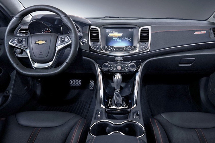 Đáng tiếc là hiện hãng xe ôtô Chevrolet vẫn chưa công bố hình ảnh nội thất bên trong Trailblazer 2019 dành cho thị trường Trung Quốc. Ngay cả thông tin về trang bị của mẫu xe này cũng tạm thời được giữ kín.