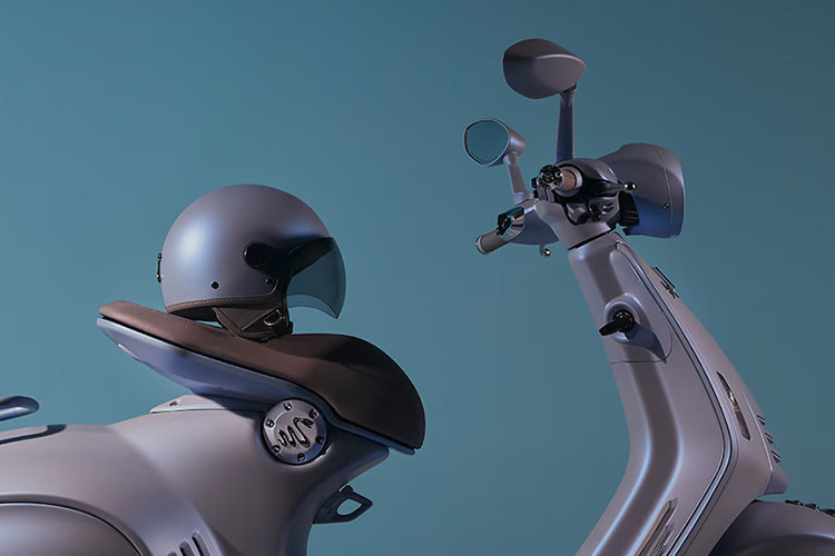 Với phiên bản giới hạn chỉ 888 xe tay ga được đánh số, Vespa 946 Snake được định sẵn để trở thành một món đồ sưu tầm trong Bộ sưu tập Lunar. Vespa 946 Snake đi kèm với một loạt phụ kiện.