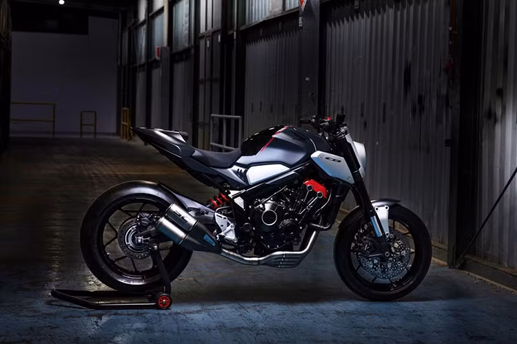 Về ngoại hình, chiếc naked-bike Honda CB650R 2019 này đã được phát triển thành xe thương mại từ phiên bản Honda Neo Sports Cafe Concept chỉ sau vài tháng ra mắt. Xe sở hữu diện mạo với phong cách thiết kế tân-cổ đặc trưng của Honda và là thành viên thứ 4 trong gia đình Neo Sports Cafe, sau những cái tên CB1000R, CB300R và CB125R.