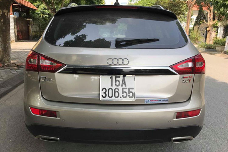 Hiện tại, Zoyte T600 tại Việt Nam đang được phân phối chính hãng thông qua nhà phân phối Kylin-GX668 với chính sách bảo hành 3 năm hay 100.000 km. Mẫu xe hiện có 4 màu: đỏ mận, trắng, vàng cát và đen cho ngoại thất; và duy nhất màu đỏ bã trầu cho nội thất với mức giá khoảng hơn 600 triệu đồng (chưa ra biển số).