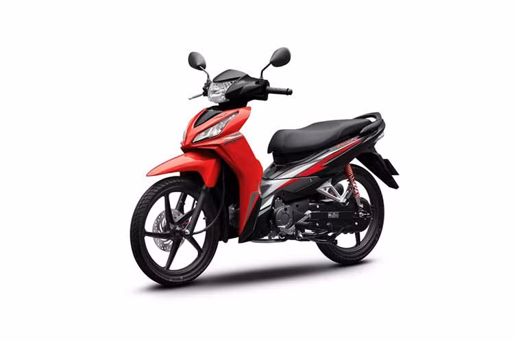 Ngày 22/11 vừa qua, Honda Việt Nam (HVN) chính thức giới thiệu mẫu xe số mang phong cách thể thao Honda Wave RSX FI 2024 mới. Trên phiên bản mới, Wave RSX FI được cải tiến đáng kể với sự thay đổi lớn ở thiết kế tổng thể.