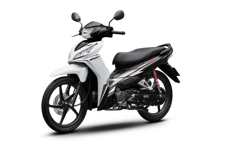 Động cơ mới giúp tiết kiệm nhiên liệu cho xe với mức tiêu thụ nhiên liệu trung bình đạt 1,56l/100km. Giá xe Honda Wave RSX FI 2024 bán ra từ 22 - 25,6 triệu đồng tuỳ từng phiên bản. Xe sẽ được mở bán từ ngày 6/12/2023.