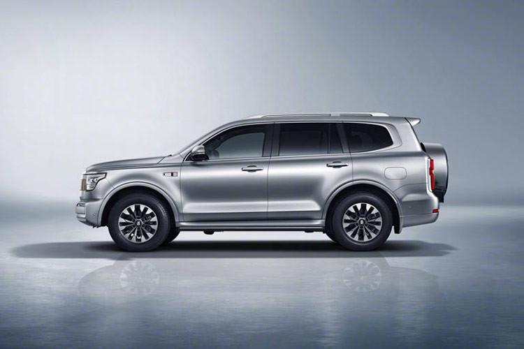 Tính năng an toàn trên xe hiện đại với sự xuất hiện của gói an toàn ADAS gồm tự động phanh khẩn cấp, ga tự động thích ứng, hỗ trợ giữ làn đường, cảnh báo điểm mù, hệ thống hỗ trợ lùi xe tự động,...