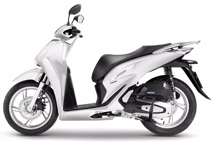 Đồng thời, người dùng còn có thể đọc toàn bộ các thông tin xe: tình trạng vận hành, mức độ tiêu thụ nhiên liệu, lịch sử đỗ xe, thông tin sửa chữa, bảo dưỡng, bảo hành, thông tin các sản phẩm mới hoặc sự kiện của HVN, theo dõi tiêu hao nhiên liệu tùy chỉnh cũng như đưa ra các lời khuyên hoặc gợi ý hữu ích cho người sử dụng.