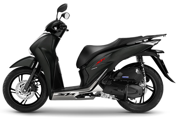 Ở thiết kế, mẫu xe ga Honda SH150i 2021 và SH125i thế hệ mới vẫn giữ nguyên nét lịch lãm đến từ châu Âu với những đường nét được uốn cong hình chữ S chạy liền mạch từ đầu đến đuôi xe. Cùng với đó là những trang bị nguyên bản vẫn được giữ nguyên như dàn đèn full LED, màn hình hiển thị LCD sắc nét, dàn chân với phuộc ống lồng trước và lò xo trụ đôi phía sau cơ bản.