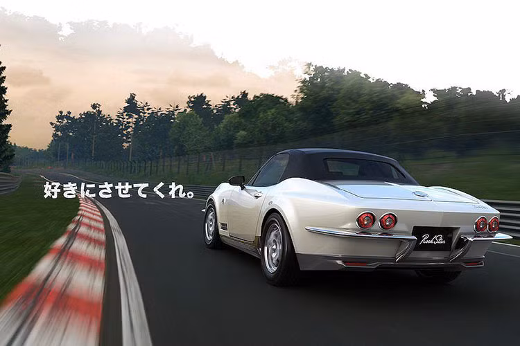 Để có thể biến MX-5 thành Corvette C2, hãng xe Nhật đã thiết kế lại hoàn toàn phần đầu và đuôi xe. Điểm chung của Mitsuoka Rock Star so với MX-5 nguyên bản chỉ còn lại cửa xe và kính chắn gió.