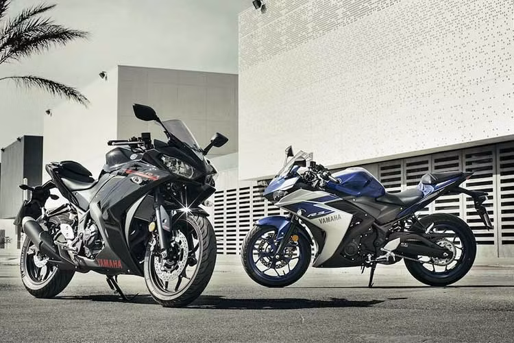 Sau khi được ra mắt tại một số thị trường trên Thế giới vào cuối năm ngaois, mẫu xe môtô Yamaha R3 phiên bản facelift 2018 sẽ có thêm tùy chọn ABS cho thị trường Châu Á. Dự kiến mẫu sportbike cỡ nhỏ này sẽ được trình làng tại triển lãm Auto Expo vào tháng 2/2018 tại Ấn Độ.