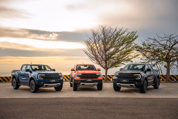 Danh gia Ford Ranger Raptor 2023 - khong co doi thu tai Viet Nam-Hinh-9