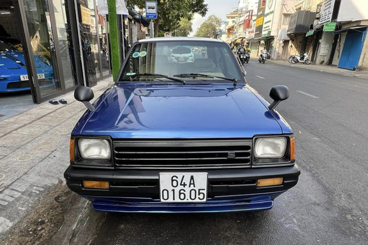 Đối với thị trường xuất khẩu, dòng Starlet 70 được cung cấp dưới dạng 1.0 Standard, 1.0 DX, 1.0 XL, 1.0 XL Lisse, 1.3 DX, 1.3 XL, 1.3 S và 1.3 SE. Chiếc Starlet đầu tiên được lắp ráp bên ngoài Nhật Bản là chiếc 1.0 XL sản xuất năm 1985 tại Indonesia. Một năm sau, mẫu 1,3 lít được đưa vào dây chuyền sản xuất tại đó.