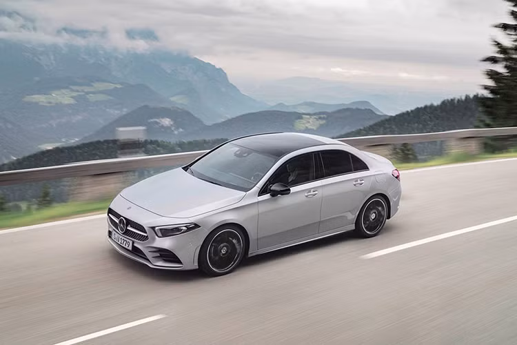 Giá xe Mercedes-Benz A200 AMG Dynamic tại Thái Lan từ 2,49 triệu baht (khoảng 1,89 tỷ đồng), một mức giá khá cao (bởi vì xe được nhập khẩu nguyên chiếc), gần bằng giá bán của C-Class thế hệ W205 lắp ráp ở thị trường này. Trong khi ở Malaysia, A200 Progressive Line và A250 AMG Line mới có giá lần lượt là 1,27 tỷ đồng và 1,48 tỷ đồng.
