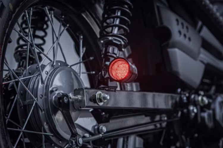 Yamaha PG-1 2024 mới ra mắt thị trường Việt Nam sử dụng động cơ 4 thì, SOHC, 113.7cc, 2 van, phun xăng điện tử, làm mát bằng không khí với dung tích 113.7cc.