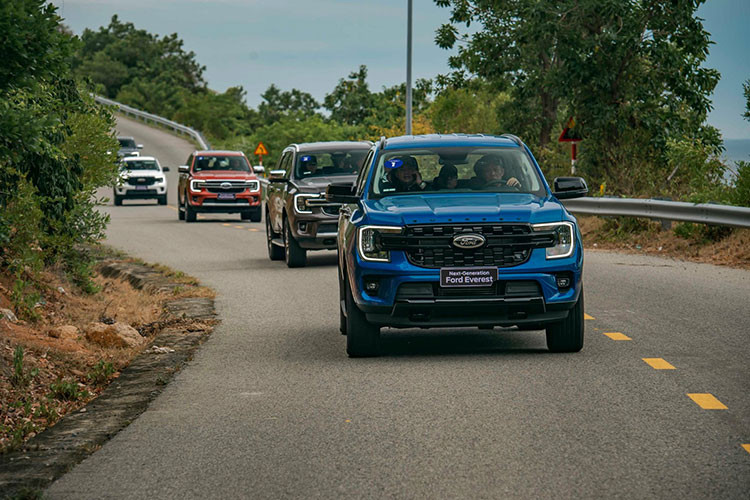 Ảnh hưởng của việc thiếu linh kiện sản xuất lắp ráp đã khiến nhiều hãng xe thiếu hụt nguồn cung trên thị trường. Kéo theo đó là doanh số bán hàng tại thị trường ôtô Việt sụt giảm đáng kể. Dựa theo báo cáo từ Hiệp hội các nhà sản xuất ôtô Việt Nam (VAMA), TC Motors và VinFast, top xe ôtô bán chạy nhất Việt Nam tháng 6/2022 cũng ghi nhận sự thay đổi rõ rệt.