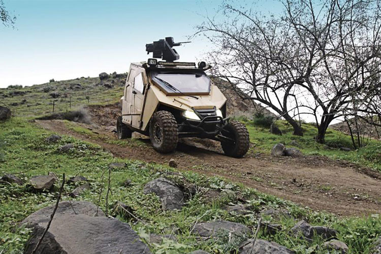 Thậm chí, bên trong nội thất của mẫu xe ATV bọc thép này còn có cả điều hòa nên những người lính sẽ không còn phải lo sợ cảm giác nóng nực và bức bí khi ngồi bên trong. Hiện chưa rõ giá bán của những chiếc Plasan Yagu này, tuy nhiên nó đã mở ra tương lai chế tạo những chiếc xe bọc thép có thiết kế phong cách hơn là chỉ đa dụng.