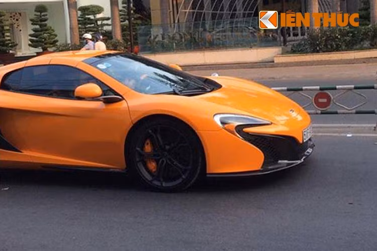 Động cơ 3.8l cho công suất tối đa 650 mã lực, mô-men xoắn 678 Nm. Xe chỉ mất 3 giây để hoàn thành nhiệm vụ bứt tốc lên 100km/h, 8,2 giây để tăng tốc lên 200km/h tính từ vạch xuất phát, trước khi đạt tốc độ tối đa 328km/h.