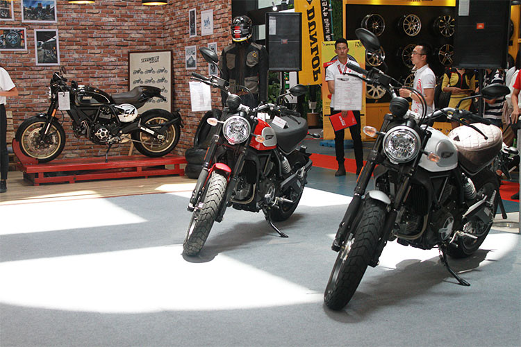 Các mẫu xe đang nóng nhất hiện nay của Ducati sẽ được xuất hiện tại Triễn Lãm AutoExpo 2018 gồm siêu môtô Ducati Panigale V4, Scrambler 1100, Monster 821 phiên bản nâng cấp 2018, và Multistrada 1260...