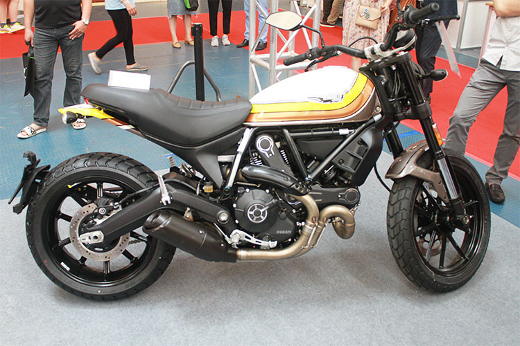 Thời gian lái thử ccác mẫu xe môtô của Ducati Việt Nam sẽ chia ra hai buổi sáng và chiều, và giới hạn số lượng khách chạy thử trong mỗi đợt, nhằm giúp khách hàng có thêm thời gian trải nghiệm trên các dòng xe, và được giới thiệu chi tiết hơn trước khi chọn cho mình mẫu xe phù hợp.