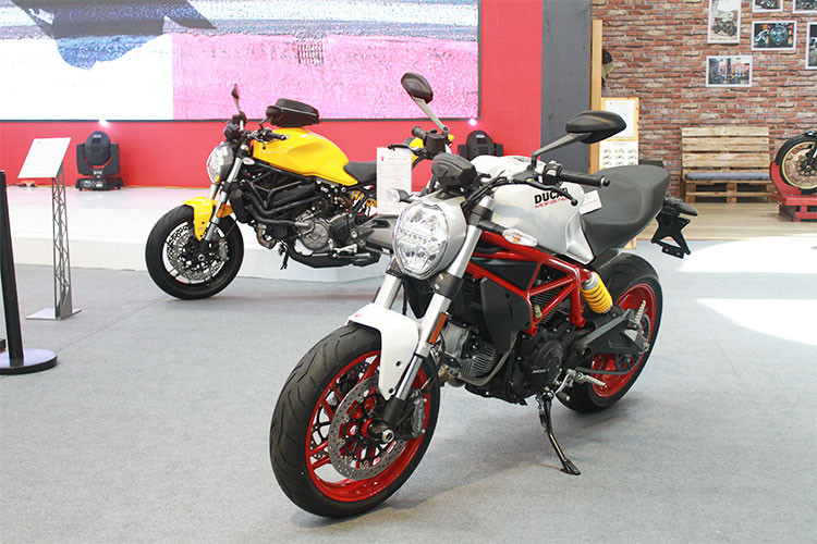 Bên cạnh việc ra mắt các dòng xe môtô được mong đợi nhất của năm 2018, Ducati Vietnam còn tổ chức lái thử xe trong 4 ngày diễn ra AutoExpo. Các khách hàng sẽ có cơ hội cầm cương lái thử những dòng xe đã làm nên tên tuổi của thương hiệu Ducati trong nhiều năm qua như: Multistrada, SuperSport, Monster, Scrambler, XDiavel...