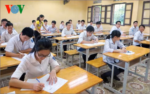 Tuyen sinh vao lop 10 cang thang hon thi dai hoc-Hinh-2