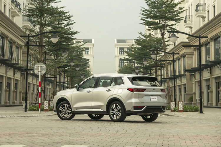 Ford Territory 2023 tai Viet Nam thua suc 